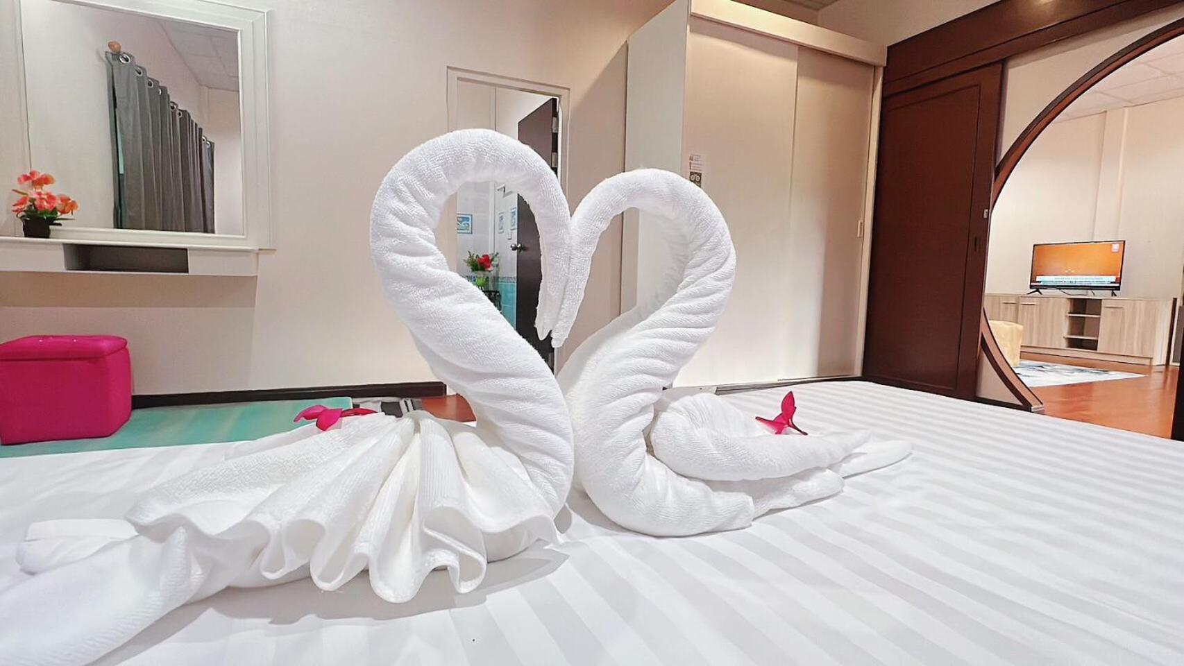 The Sun House Hotel Hua Hin Exterior photo